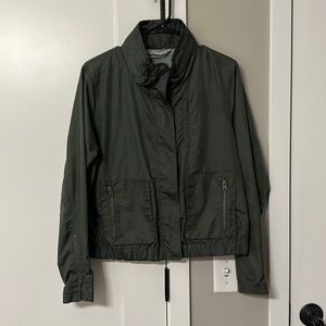 Women’s Size M Athleta Army Green Rain Resistant Jacket with Hidden Hood